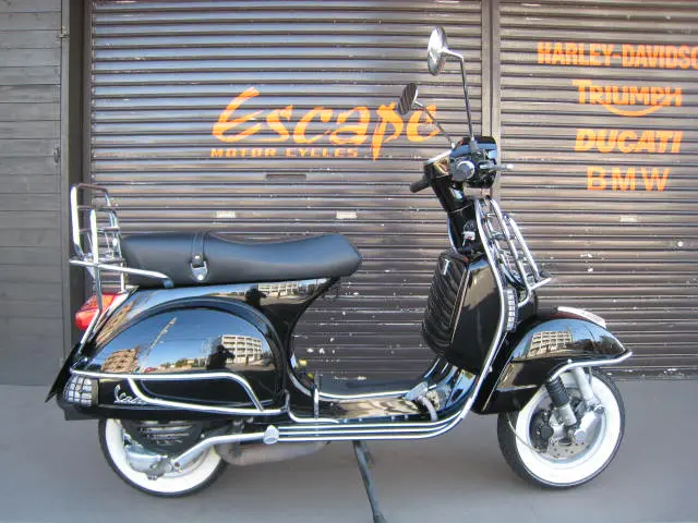 VESPA PX150 ユーロ3 純正オプション多数 | Escape Bike